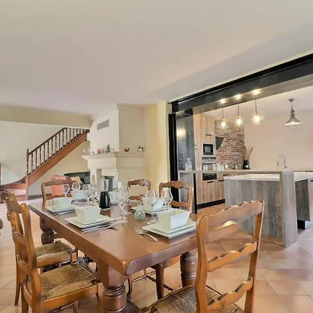 Mariella Holiday home Arles